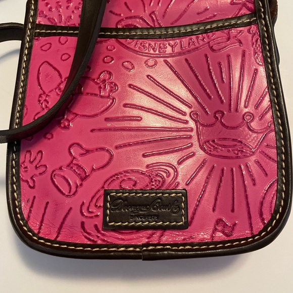 Disney Dooney & Bourke Pink Sketch Small Crossbody bag - Picture 13 of 15